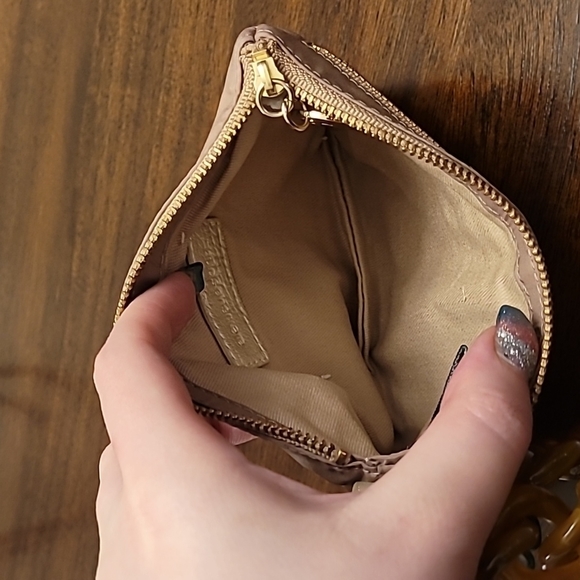 Alexis Hudson wristlet Alexis Hudson wristlet Alexis Hudson wristlet Alexis Huds - Picture 16 of 17